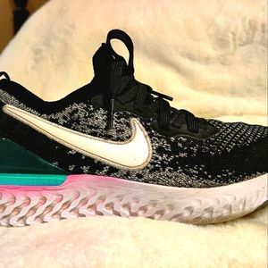 Nike Epic React Flyknit Trainers Running Sneakers